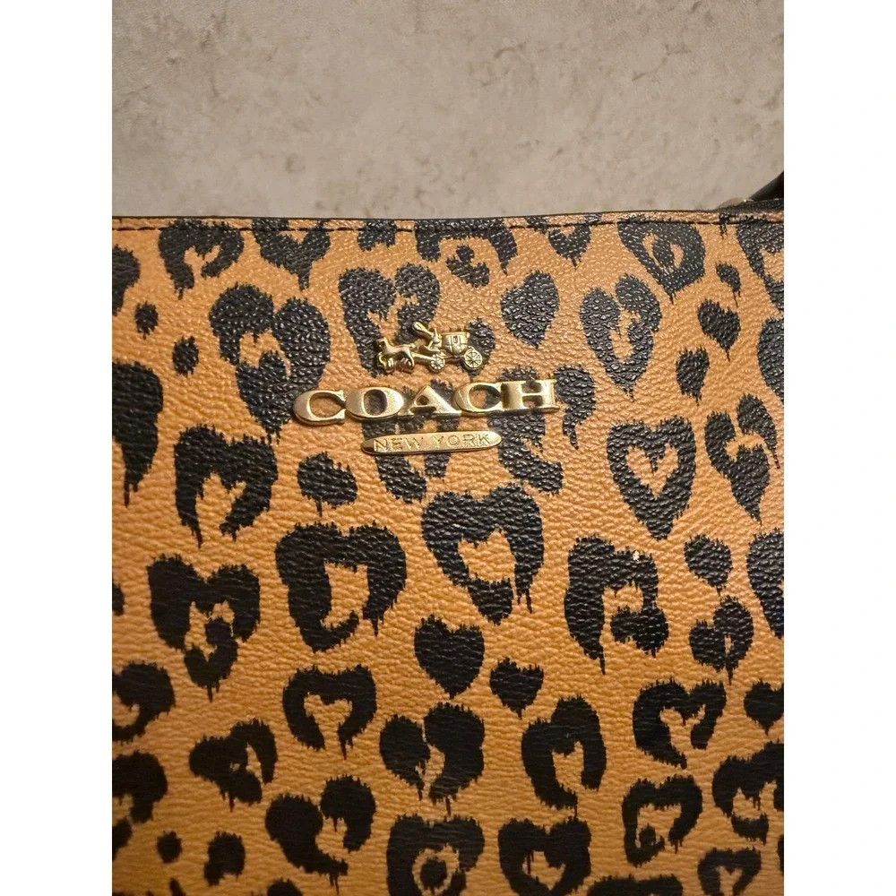 Coach Zip Top Tote Ocelot Leopard Print Heart Pattern Brown Black F23228 - Picture 2 of 8